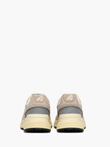Sneakers HYLW-UM19